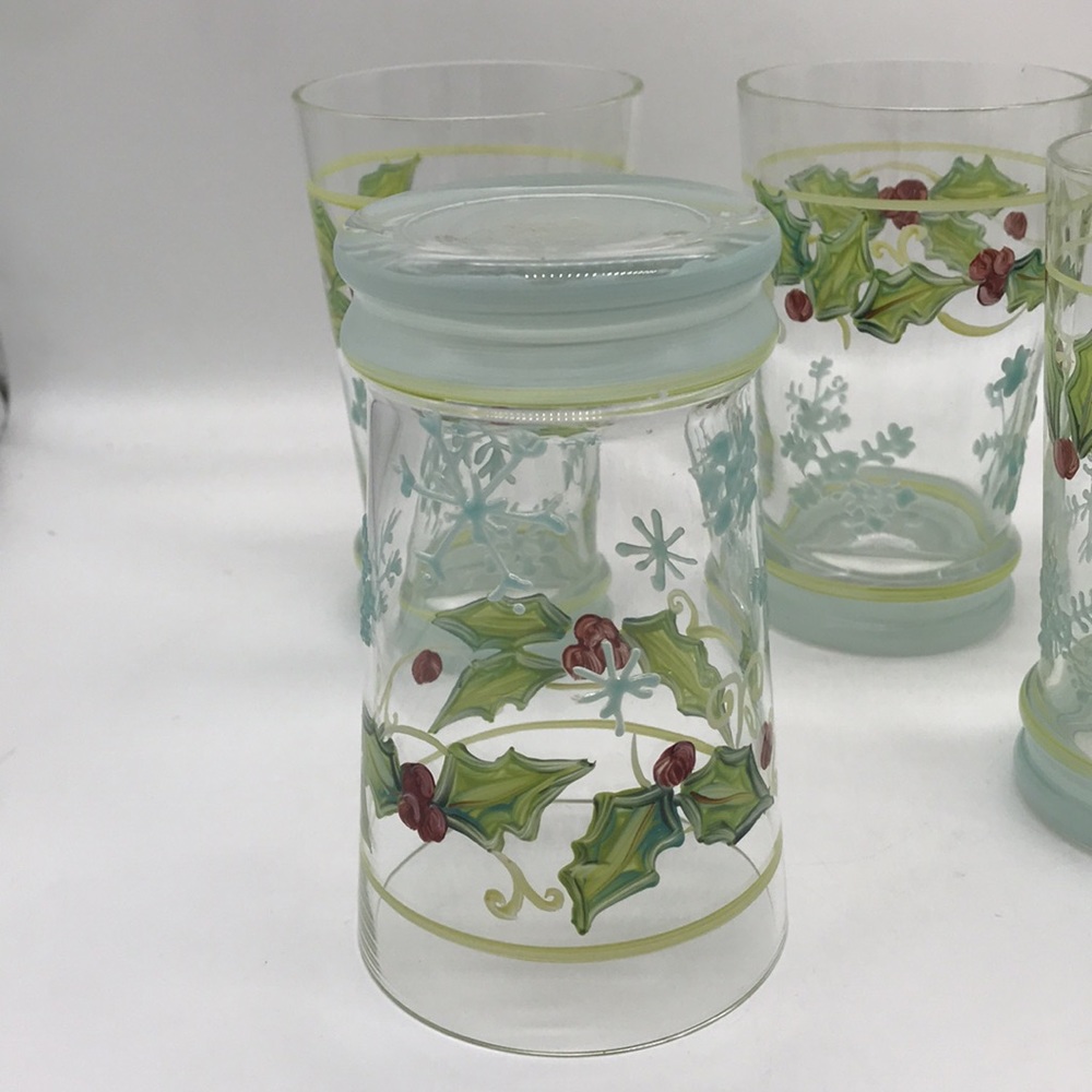 Vintage Christmas Painted/Decorated Clear Glass 16 oz. Tumbler’s—Total of 5 - Picture 3 of 9